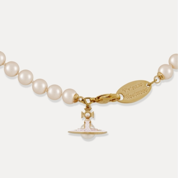 Vivienne Westwood Simonetta Pearl Orb Necklace - Picture 5 of 8